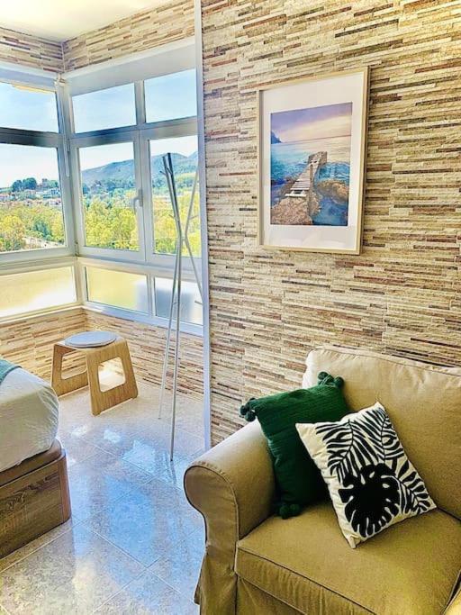 Alterhome Luminoso Estudio Con Piscina Y Maravillosas Vistas Torremolinos Kültér fotó