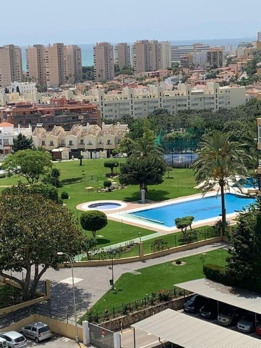 Alterhome Luminoso Estudio Con Piscina Y Maravillosas Vistas Torremolinos Kültér fotó