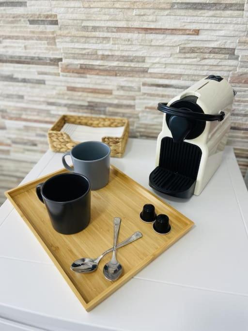 Alterhome Luminoso Estudio Con Piscina Y Maravillosas Vistas Torremolinos Kültér fotó