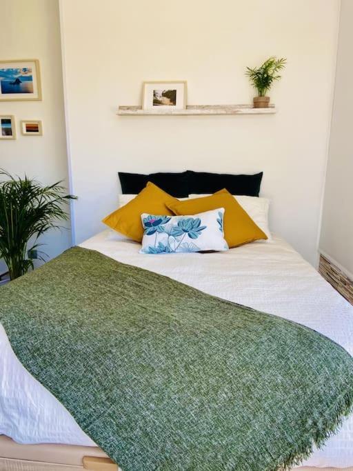 Alterhome Luminoso Estudio Con Piscina Y Maravillosas Vistas Torremolinos Kültér fotó